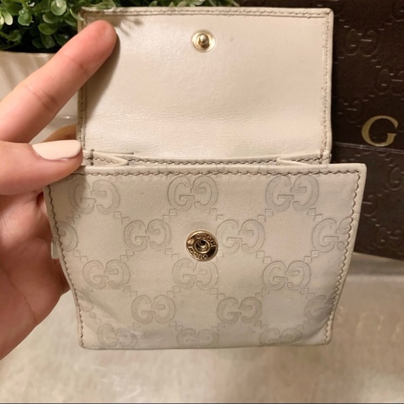 Authentic Gucci Wallet - Picture 5 of 10